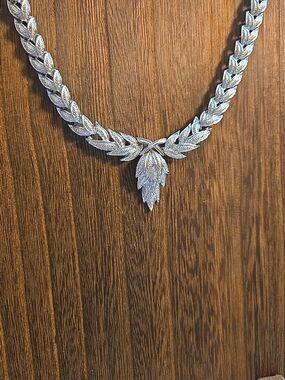 Coro Silver-Tone Leaf Motif Necklace